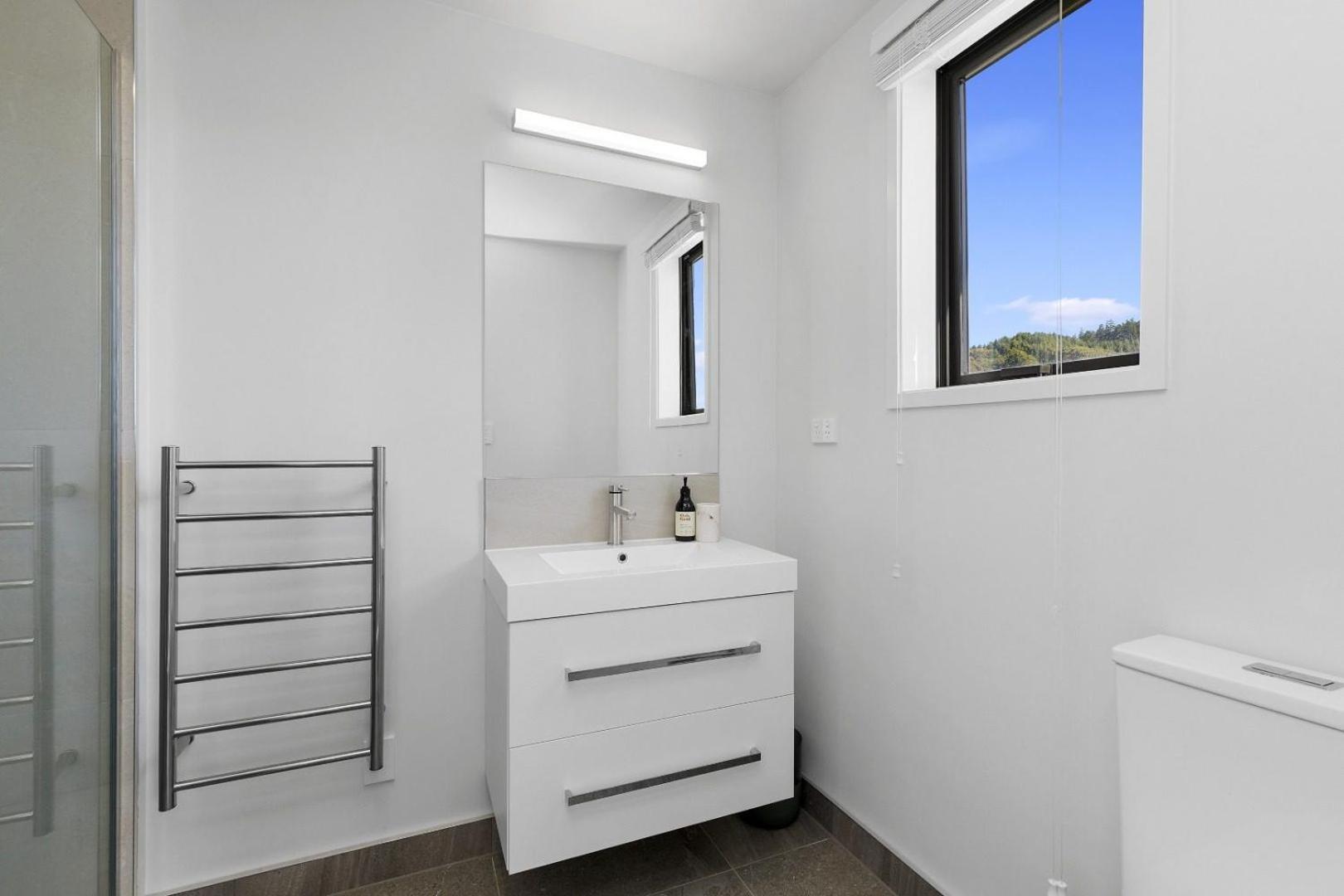 Whitby Townhouse Villa Porirua Luaran gambar
