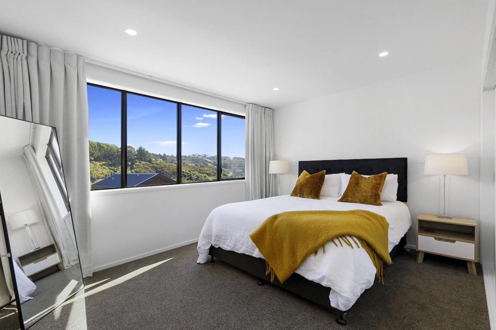 Whitby Townhouse Villa Porirua Luaran gambar